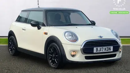 Used Mini Cooper Hatch 136 HP (100 kW) 2017 White Hatchback