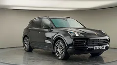 Black Used 2022 Porsche Cayenne Platinum Edition SUV | £61,050 (Fair price)