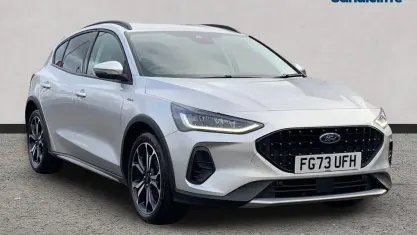 Second-hand Ford Focus Active X 125 CP (91 kW) 2023 Argintiu Hatchback