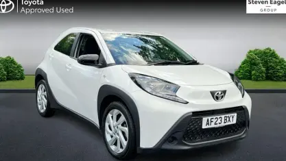 Used Toyota Aygo X PURE 72 HP (52 kW) 2025 SUV