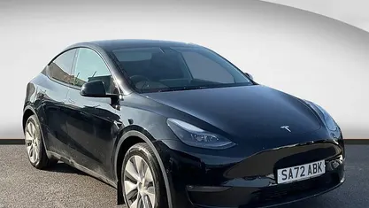 Used Tesla Model Y Long Range AWD 286 kW (389 HP) 2025 SUV