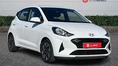Special solid paint atlas white Used 2024 Hyundai i10 Advanced Hatchback | £12,850 (Fair price)