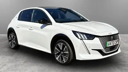 Second-hand Peugeot e-208 GTi 100 kW (136 CP) 2023 Hatchback