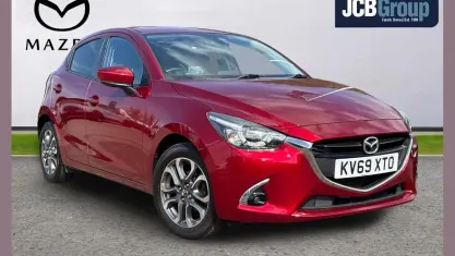 Used Mazda 2 Inclusive 90 HP (66 kW) 2019 Red Hatchback
