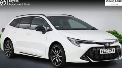 Used Toyota Corolla Sport 196 HP (144 kW) 2025 White Estate