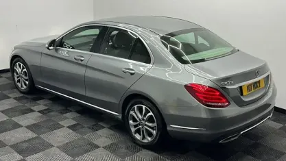 Usado Mercedes C200 184 HP (135 kW) 2016 Sedan