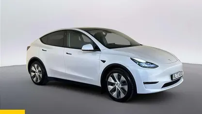Used Tesla Model Y Long Range AWD 286 kW (389 HP) 2025 SUV