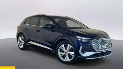 Używany Audi Q4 e-tron S-Line 150 kW (204 KM) 2023 Niebieski SUV