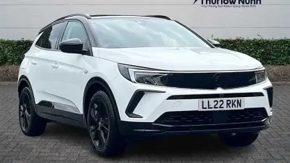 Used Vauxhall Grandland X GS Line 131 HP (96 kW) 2022 White jade SUV