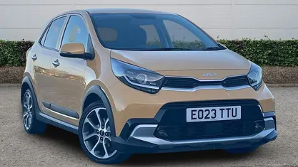 Used Kia Picanto X-Line 67 HP (49 kW) 2023 Yellow Hatchback