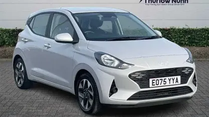Used Hyundai i10 Advanced 63 HP (46 kW) 2025 Grey Hatchback
