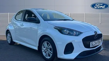 Begagnad Mazda 2 Center-Line 116 HK (85 kW) 2026 Halvkombi