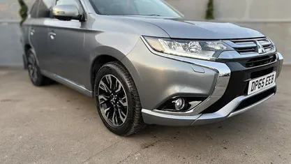 Used Mitsubishi Outlander P-HEV 203 HP (149 kW) 2016 Estate