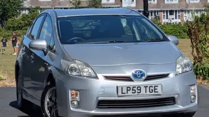 Used Toyota Prius T3 136 HP (100 kW) 2014 Hatchback