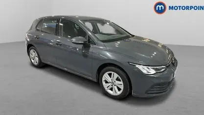 Used VW Golf VIII Life 110 HP (80 kW) 2023 Hatchback