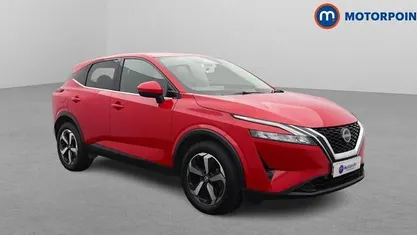 Used Nissan Qashqai N-Connecta 158 HP (116 kW) 2022 Red SUV