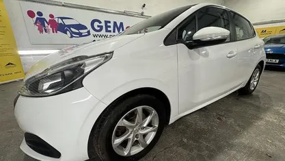 Used 2016 Peugeot 208 Active Hatchback | £4,450 (Fair price)