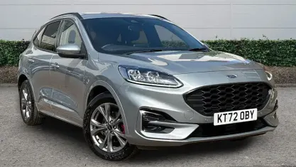 Käytetty Ford Kuga ST-Line 190 HP (139 kW) 2023 Katumaasturi