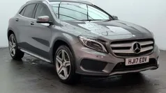 Mercedes GLA220