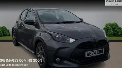 Used 2025 Toyota Yaris Hybrid Hatchback | £19,746 (Fair price)