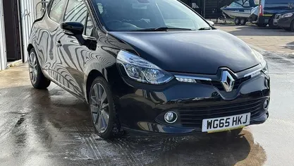 Used Renault Clio IV Dynamique 90 HP (66 kW) 2016 Hatchback
