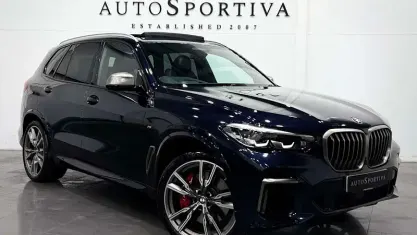 Używany BMW X5 Basis 530 KM (389 kW) 2022 Czarny SUV