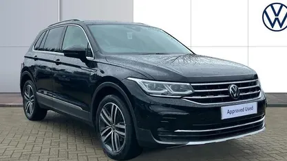 Used 2023 VW Tiguan Elegance SUV | £25,439 (Fair price)