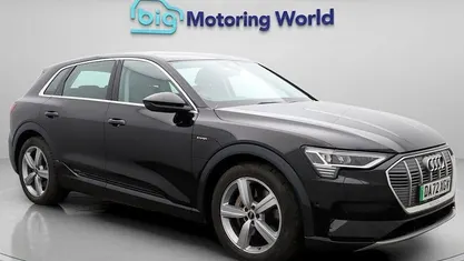 Used 2022 Audi e-tron SUV | £21,600 (Super price)