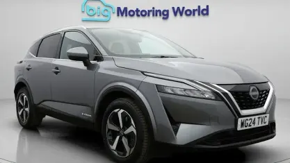 Begagnad Nissan Qashqai N-Connecta 190 HK (139 kW) 2023 Grå SUV