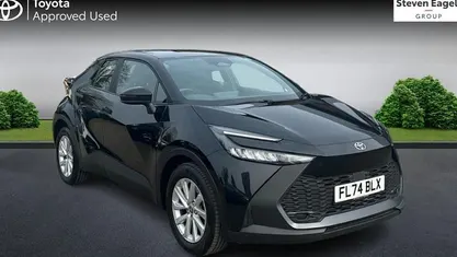 Used Toyota C-HR 140 HP (102 kW) 2026 SUV