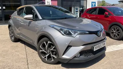 Used Toyota C-HR Design 122 HP (89 kW) 2019 SUV