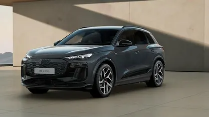 Used 2025 Audi e-tron S-Line SUV | £67,210 (Fair price)