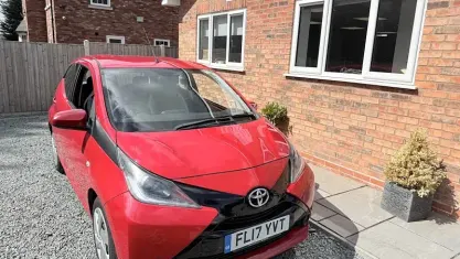 Used Toyota Aygo X-play 69 HP (50 kW) 2017 Red Hatchback