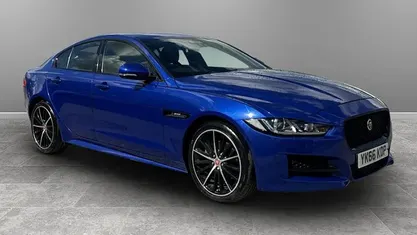 Used Jaguar XE R-Sport 179 HP (131 kW) 2019 Sedan