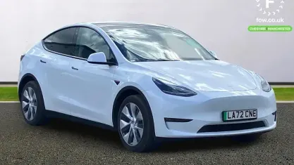 Begagnad Tesla Model Y Long Range AWD 286 kW (389 HK) 2025 SUV