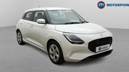 New Suzuki Swift 82 HP (60 kW) 2025 White Hatchback