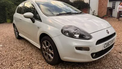 Used Fiat Punto 69 HP (50 kW) 2013 White Hatchback
