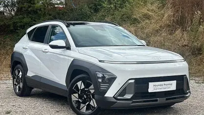 Used Hyundai Kona Ultimate 141 HP (103 kW) 2024 White SUV