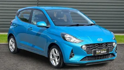Used Hyundai i10 SE 84 HP (61 kW) 2023 Blue Hatchback