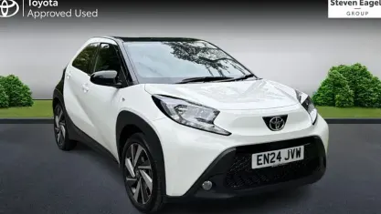 Used Toyota Aygo X 72 HP (52 kW) 2024 White SUV