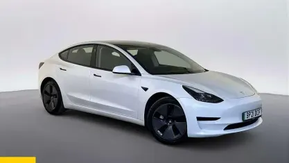 Used Tesla Model 3 Standard Range Plus 180 kW (245 HP) 2021 White Sedan
