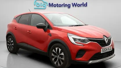 Used 2024 Renault Captur Evolution SUV | £15,900 (Good price)
