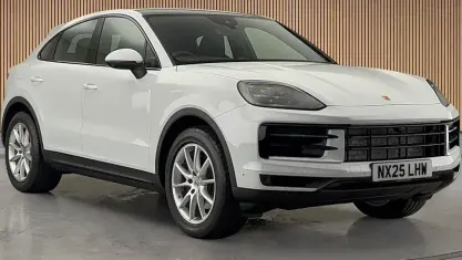 New Porsche Cayenne 354 HP (260 kW) 2025 Carrara white SUV