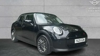 Used Mini Cooper Classic 150 kW (204 HP) 2025 Black Hatchback