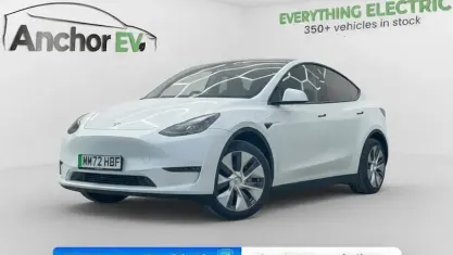 Used Tesla Model Y Long Range AWD 286 kW (389 HP) 2022 White SUV