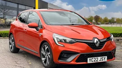 Used Renault Clio RS Line 90 HP (66 kW) 2023 Hatchback