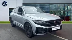 Oyster silver Used 2025 VW Touareg Black Edition SUV | £54,238 (Fair price)