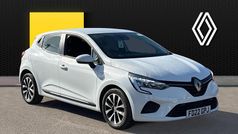 White Used 2021 Renault Clio V Iconic Hatchback | £12,287 (Fair price)