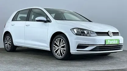 Used VW Golf VII SE 110 HP (80 kW) 2017 Silver Hatchback