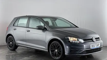 Used VW Golf VII SE 110 HP (80 kW) 2017 Hatchback